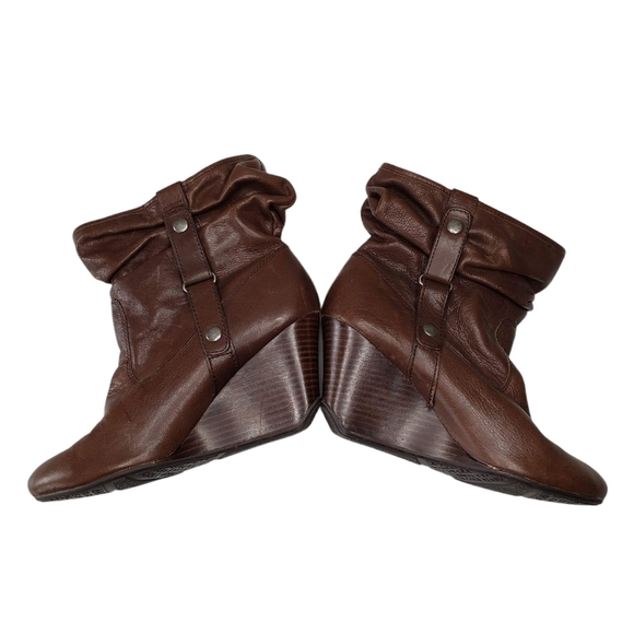 Kenneth Cole | Leather Blue Ice Wedge Ankle Boots - Picture 2 of 8